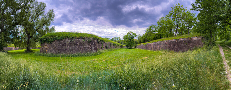 Breisach_Festungsanlage_1096