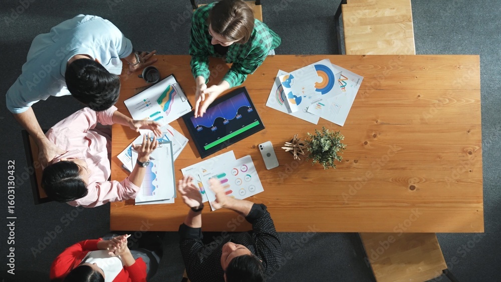 Aufkleber top down view of business woman explain and present financial chart. group discuss and listen presen