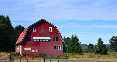 Barn Serves as Building for Flea Market in Oregon