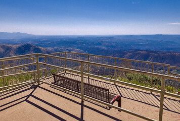 Soaring to nearly 10,000' high, the Windy Point Vista is a spectacular vantage point of the entire...
