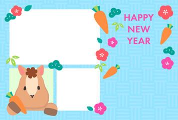 かわいい馬が窓から顔を出しているカラフルな午年フォト年賀状(文字なし)　水色背景