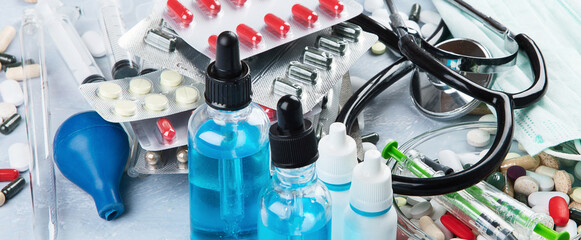 Pharmaceutical medicine pills, tablets and capsules