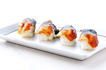 鰻の握りずし - ふっくらとして美味しそうなウナギの握り寿司
