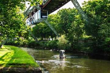 Eine Schwebebahn Der Absturzstelle Von