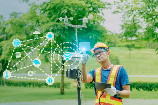 IoT Smart weather sensor data collection, Wind Air pollution information monitor record station