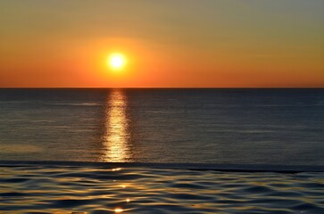 Obraz premium sunset over the sea