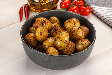 Baked mini potato with herbs