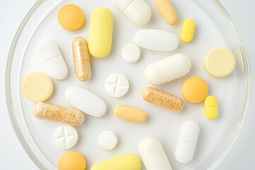 vitamin supplements capsules pill, softgel, fish oil, omega 3, vitamin E