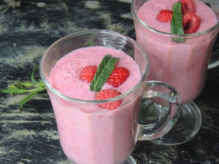 strawberry milk shake