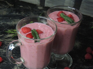 strawberry milk shake