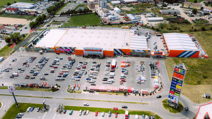 Large home improvement store with parking lot and pvc membrane hvac system