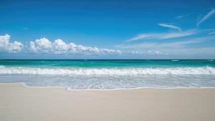 Fototapeta premium Scenic outdoor view of a white sandy shore