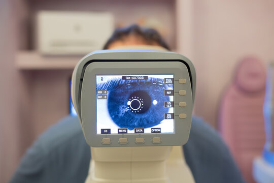 Fully automatic tonometer and pachymeter, easily measures intraocular pressure in the right and left eyes. Eye exams. Eye care supplies, ophthalmics.