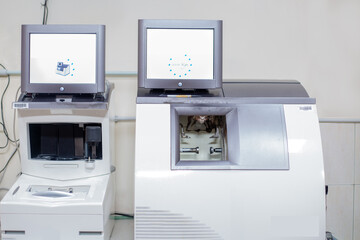 Electric Grinder, solutions and Technologies for Eye Care.
