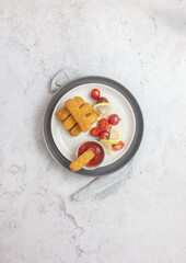 Fishfinger dinner