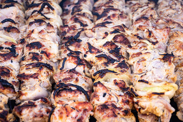 The meat is cooked on the fire 