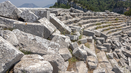 The amphitheater was built in the II century BC according to the classical Roman principle....