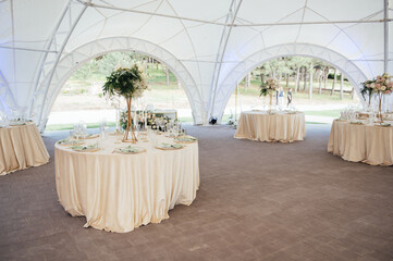 Luxury, elegant wedding reception table arrangement, floral centerpiece