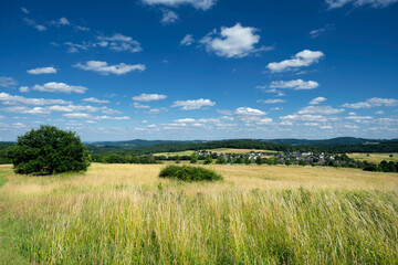 Deutsche Landschaft - Die Eifel bei Mannebach - Stockfoto