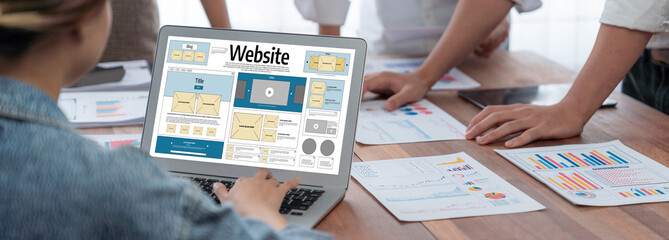 Website design software provide brisk template for online retail business and e-commerce