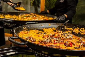 Preparing a delicious seafood paella