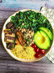 fried chicken with vegetables