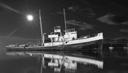 Saint Christopher, un barco encallado mas de 60 años en Ushuaia Tierra del Fuego Argentina