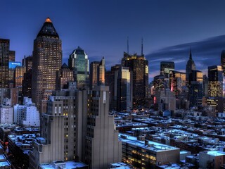 Fototapeta premium view of the city of the city at night