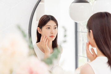 女性 美容 ビューティーイメージ
