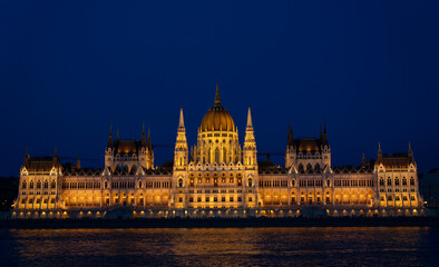 Fototapeta premium budapest parliament building