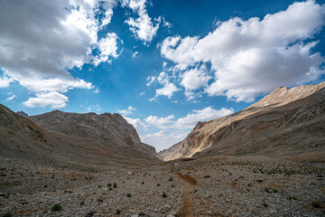 The scenic views of Demirkazık summit, Davlumbaz summit and dipsiz göl at the Aladağlar National park in Niğde, Turkey