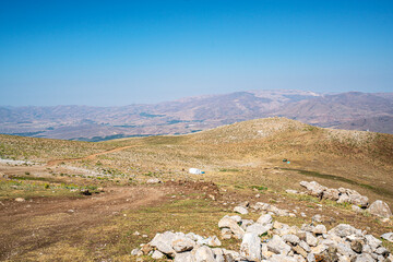 The scenic views of Demirkazık summit, Davlumbaz summit and dipsiz göl at the Aladağlar National park in Niğde, Turkey
