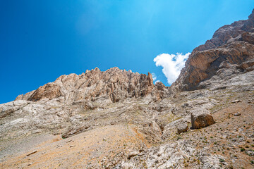 The scenic views of Demirkazık summit, Davlumbaz summit and dipsiz göl at the Aladağlar National...