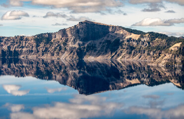 Lake view of the lake in the mountains