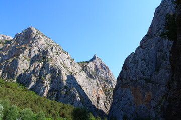Incesu canyon is within the borders of Incesu village in the Ortakoy district of Corum. 