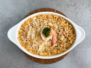 Baked Shrimp Instant Noodle and Cheese in White Dish