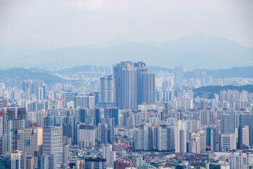 Fototapeta premium Panoramic View of Seoul from Naksan Fortress Park Observatory, South Korea