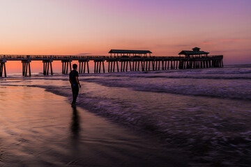 Amanecer en la playa Folly Beach, Charleston - Estados Unidos 