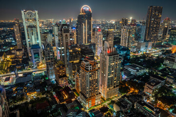 Naklejka premium Bangkok business district at night time.