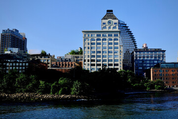 Brooklyn Waterfront Clocktower and Condos (Brooklyn, New York, USA)