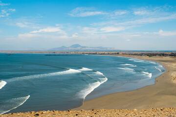 longest surfing left in the world peru