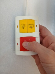 electrical switch on the wall, pulsante in ospedale 