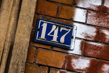 Hausnummer 147