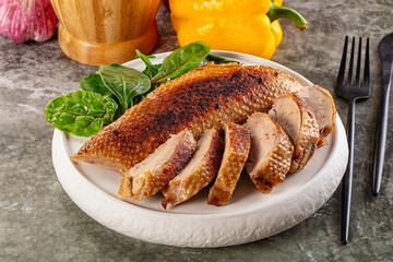 Roasted duck breast with slices