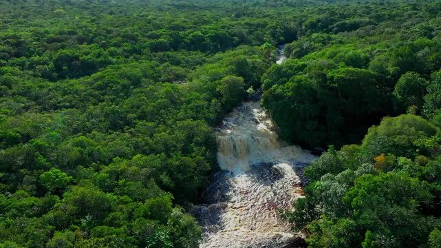 Wasserf&auml;lle Cachoeira da Iracema und Cachoeira do Neblina im Amazonas, Presidente Figueiredo, Brasilien 8