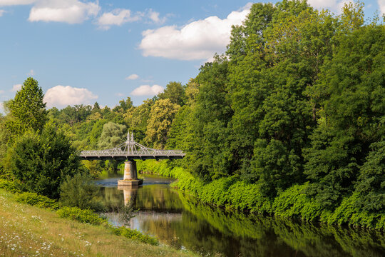 Muldenlandschaft im Bereich der Paradiesbr&uuml;cke in Zwickau