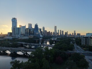 Obraz premium Beautiful Austin skyline downtown at sunrise with a stunning aerial drone view