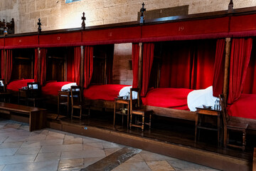 Des lits pour malade