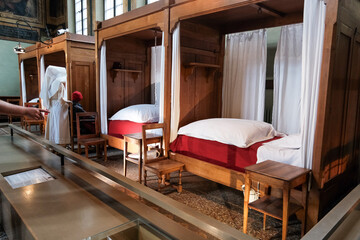 Des lits pour malades