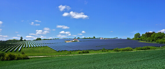 Freiflächen-Photovoltaikanlage; Baden Württemberg; Deutschland